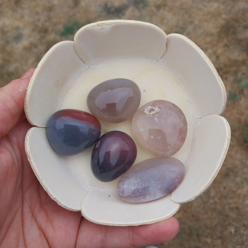 Agate Rouge — Ancrage, Courage, Vitalité & Stabilité